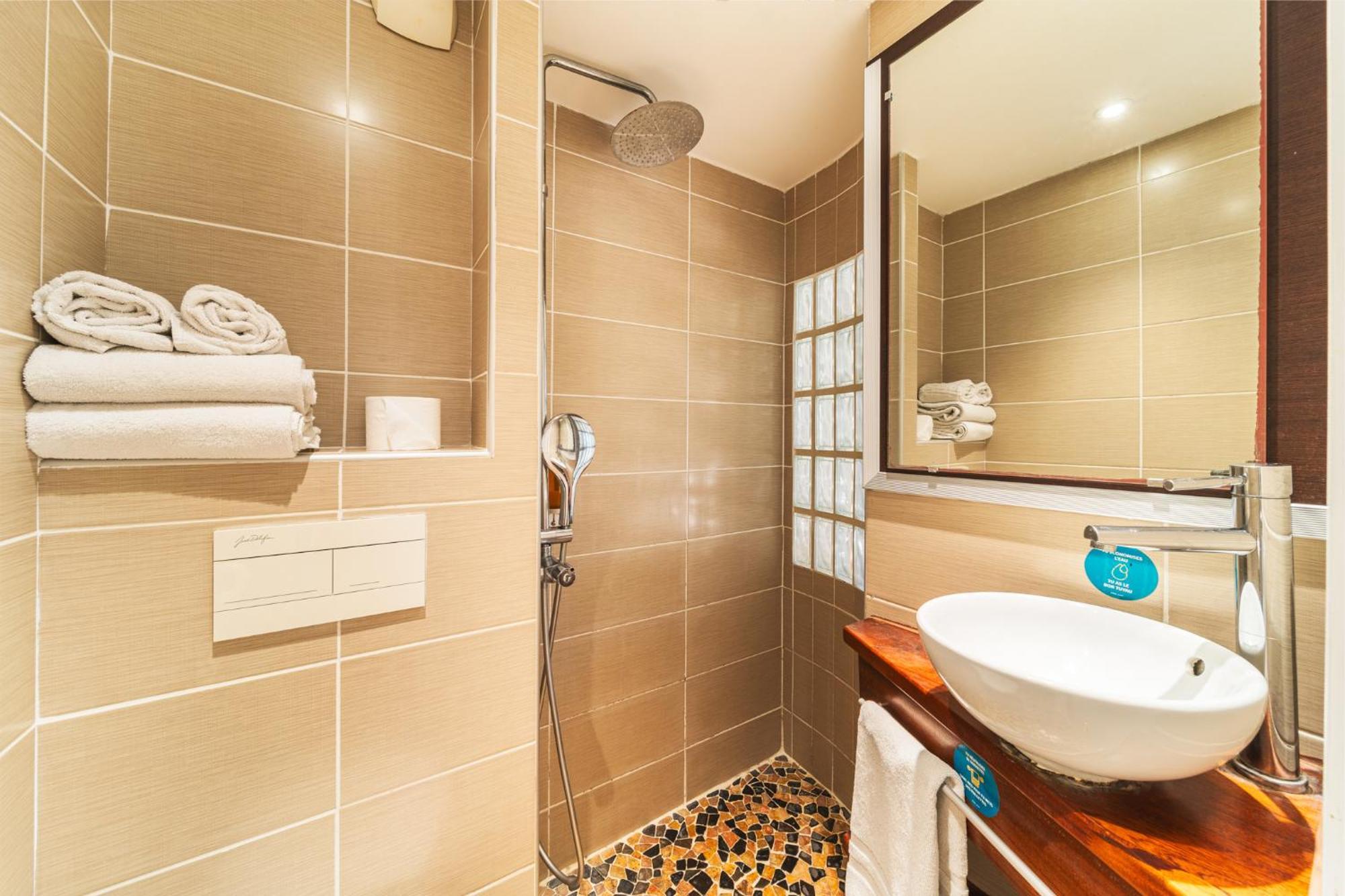 Hotel Exsel Alamanda Сен-Жиль-ле-Бэн Экстерьер фото