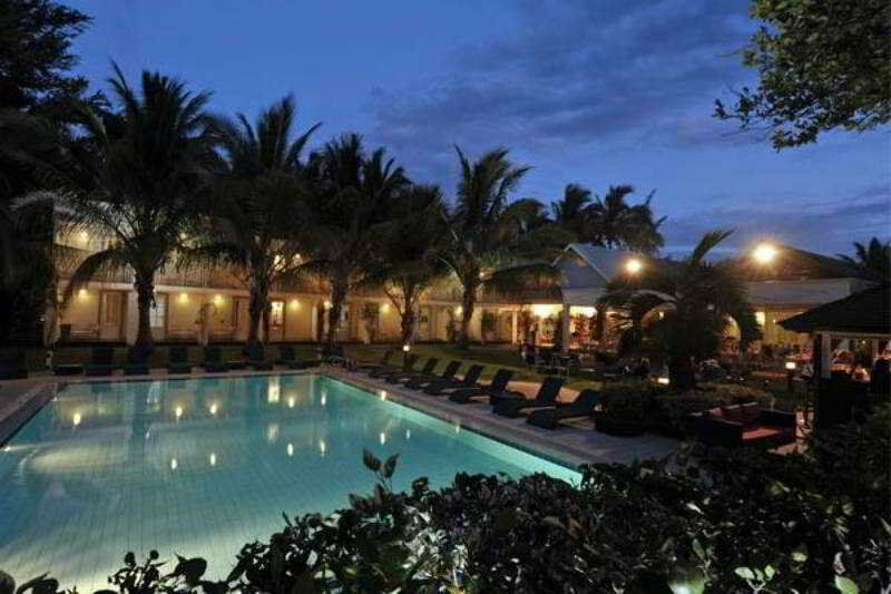 Hotel Exsel Alamanda Сен-Жиль-ле-Бэн Экстерьер фото